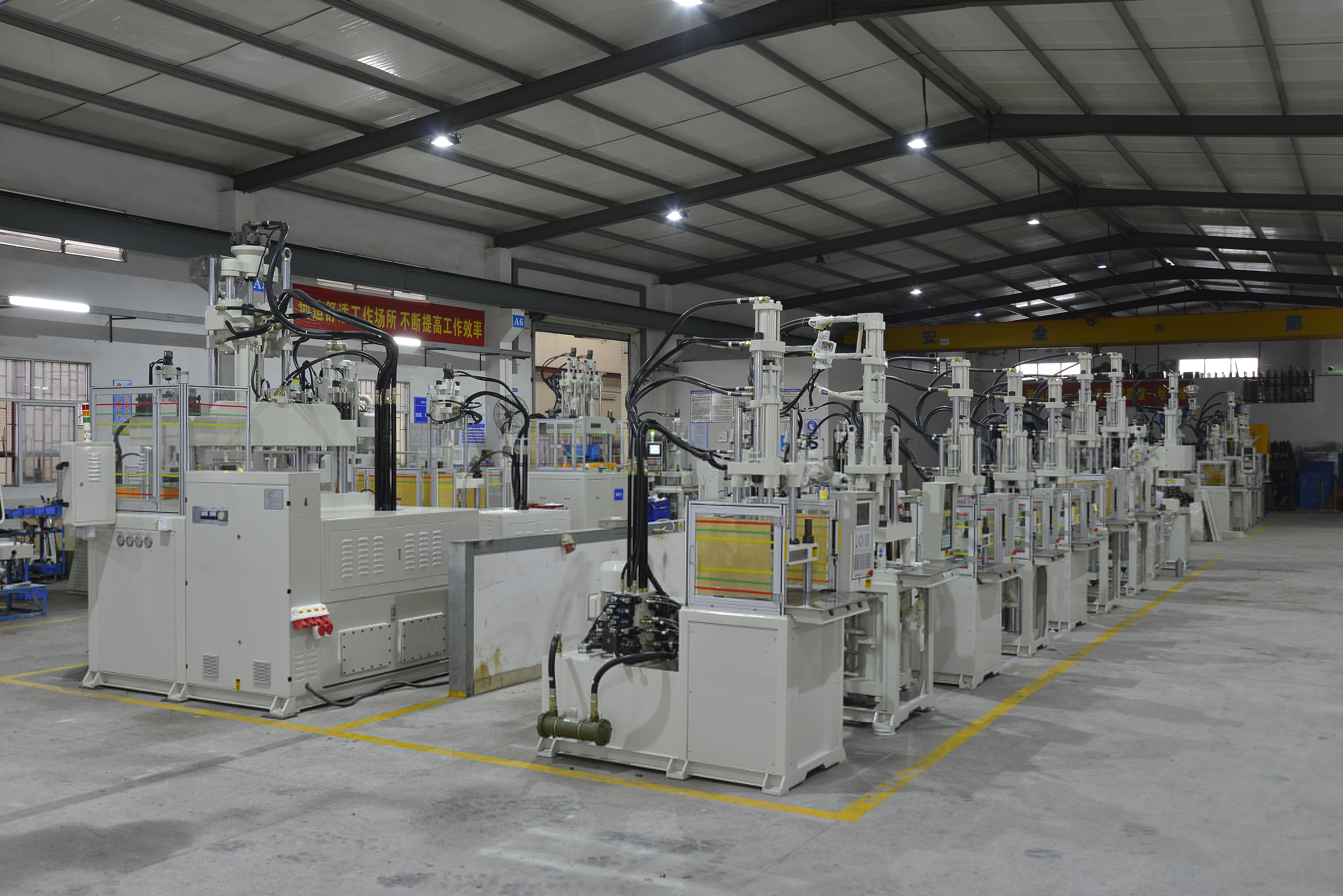 連接器注塑機(jī)廠家 